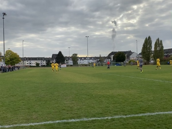 Bezirkssportanlage Honnenpfad Platz 2 - Duisburg-Wanheim