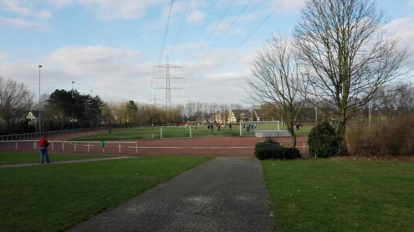 Bezirkssportanlage Grazer Straße - Monheim/Rhein-Baumberg