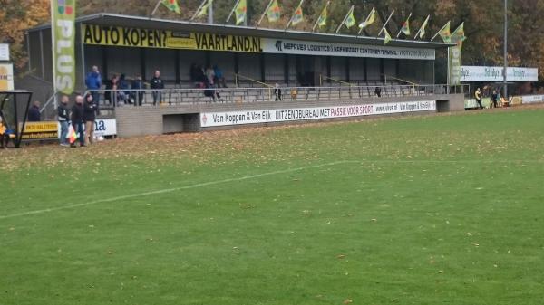 Sportpark De Beek veld B - Bergen op Zoom-Halsteren