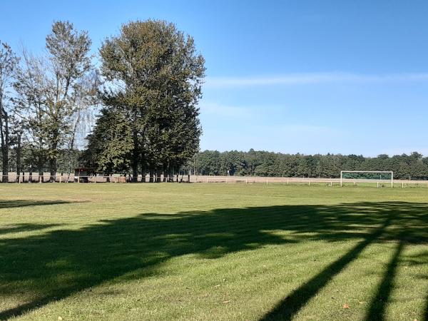 Sportstätte Friedrich Max Platz 2 - Hähnichen-Spree