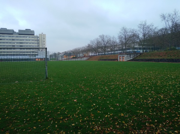 Sportanlage der Universität - Platz Dynamik - Bielefeld-Wellensiek