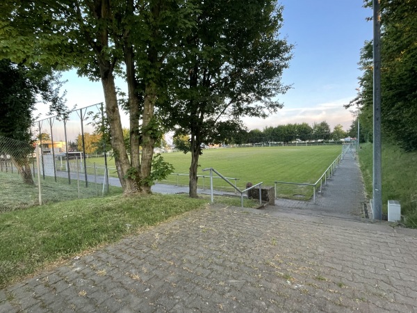 Sportanlage Ravolzhäuser Straße Platz 2 - Neuberg/Hessen
