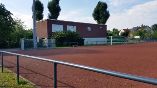 Sportplatz Am Damm - Köln-Weiß
