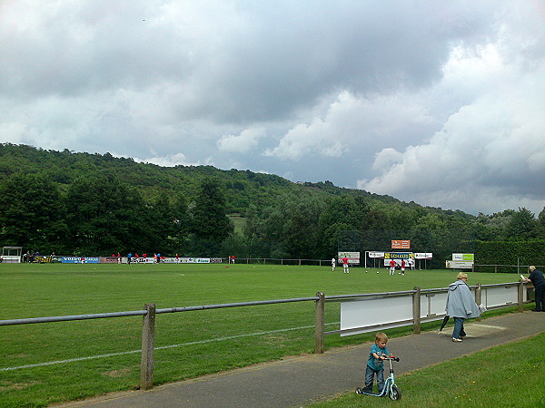 Stade Rue de Lenningen - Kanech (Canach)