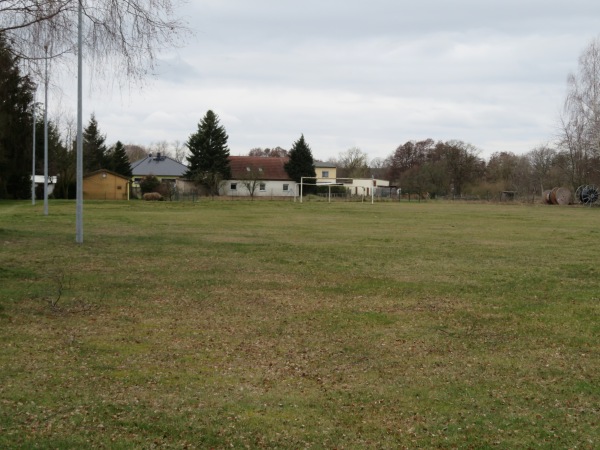 Waldstadion Nebenplatz - Burgstall/Börde