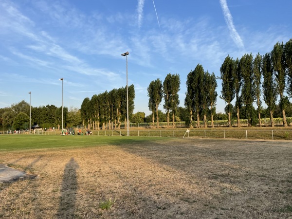 Sportplatz Rodheimer Straße - Rosbach vor der Höhe-Nieder-Rosbach