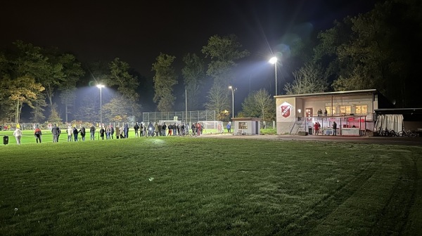 Eichwaldstadion Nebenplatz - Nidderau-Eichen
