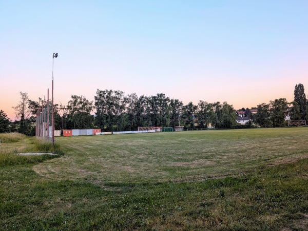 Sportplatz Pleisweiler - Pleisweiler-Oberhofen