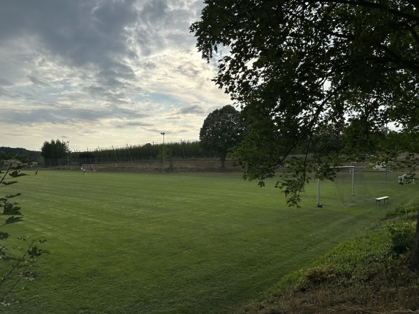 Sportanlage Walkertshofen Platz 2 - Attenhofen-Walkertshofen