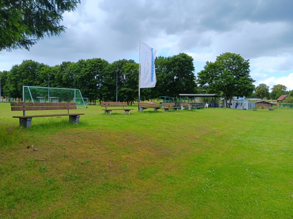Sportanlage an der Chaussee - Lohmen/Mecklenburg