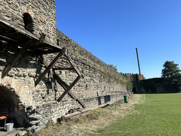 Kvarlis Tsentraluri Stadioni - Kvareli