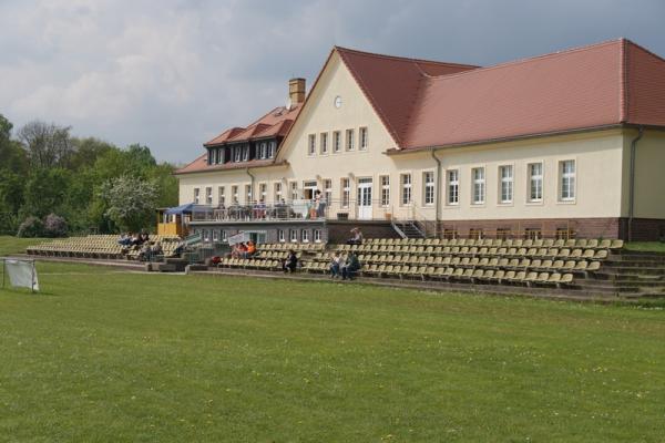Südkampfbahn (alt) - Leipzig-Dölitz