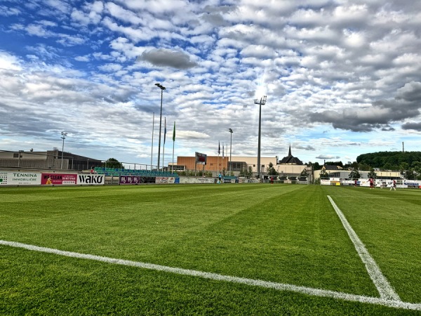 Stade Municipal de la Ville de Differdange - Déifferdeng-Uewerkuer (Differdange-Obercorn)
