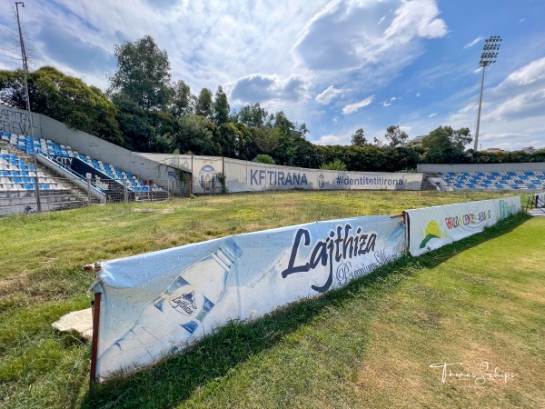 Stadiumi Selman Stërmasi - Tiranë (Tirana)