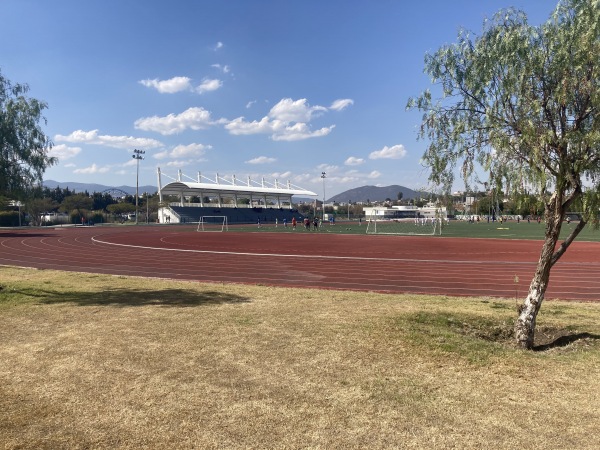 MicroEstadio Bicentenario  - Santa Rosa Jáuregui 