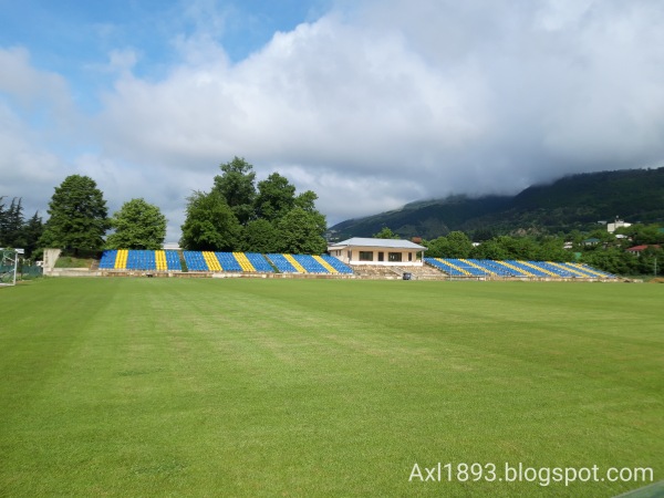 Dzveli Stadioni - Sachkhere