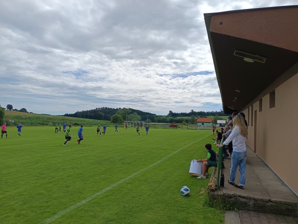Fotbalové hřiště Maršovice - Maršovice