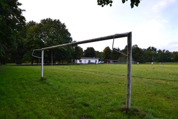 Sportplatz Groß Schwiesow  - Groß Schwiesow