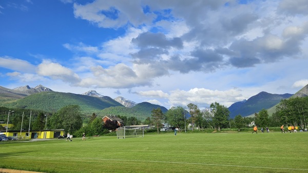 Isfjorden stadion - Isfjorden