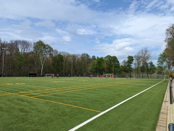 Bezirkssportanlage Bocklemünd Kunstrasen 2 - Köln-Bocklemünd