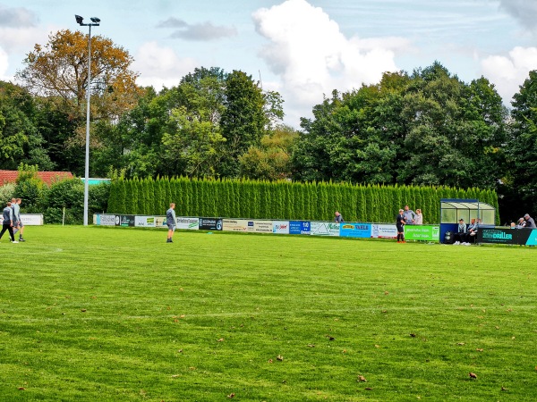 Sportanlage am Hainberg - Lichtenau/Westfalen-Atteln