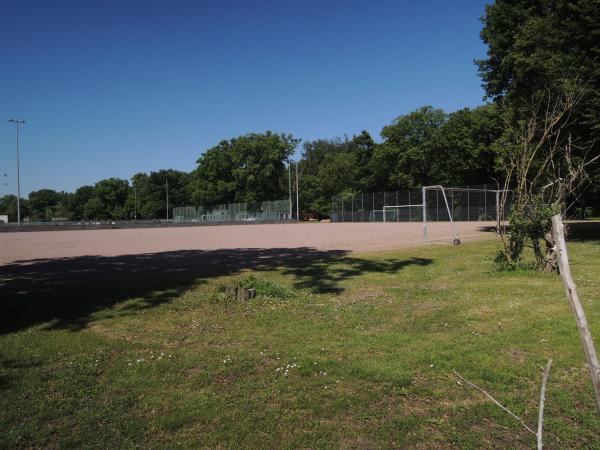 Sportanlage Birsteiner Straße Platz 2 - Frankfurt/Main-Fechenheim