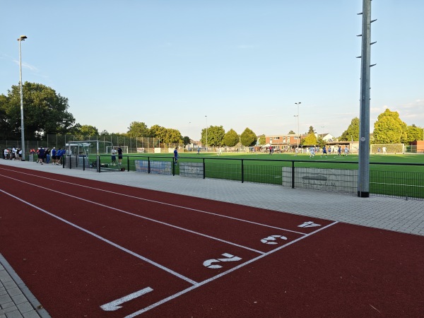 Bezirkssportanlage Tiefenbroich - Ratingen-Tiefenbroich