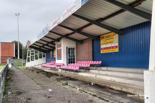 Kutscher Arena im Sportpark Siedlungsweg - Norden/Ostfriesland-Süderneuland I