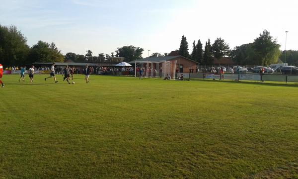 Sportplatz Küsten - Küsten