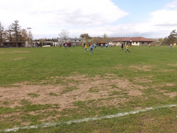 Boisko w Skrzynkach - Skrzynki