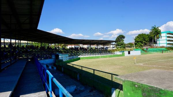 Estadio Luis Pérez Lozano - Cienfuegos