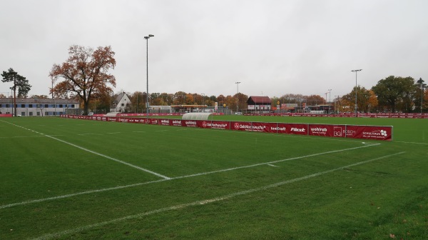 Sportpark Valznerweiher Platz 4 - Nürnberg-Zerzabelshof