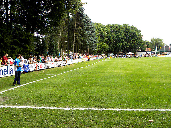 Jacob-Thode-Sportplatz - Halstenbek