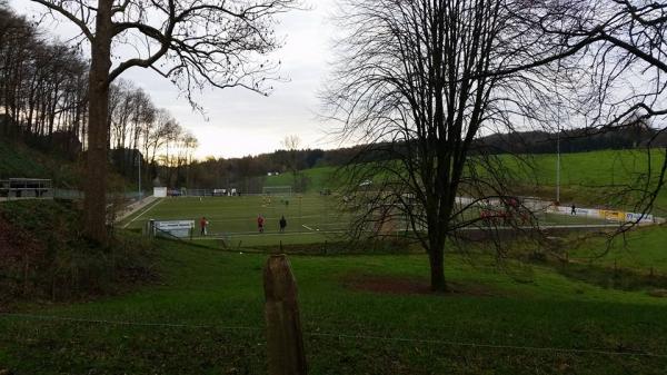 Sportplatz Felsenpark - Wipperfürth-Wipperfeld