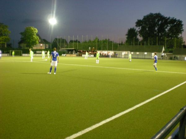 Sportplatz An der Windmühle - Essen/Ruhr-Burgaltendorf