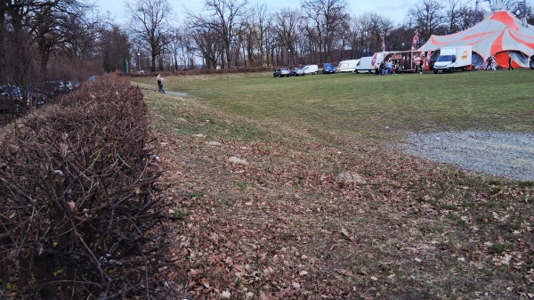 Stadion SOSiR w Słubice Boisko obok 4 - Slubice