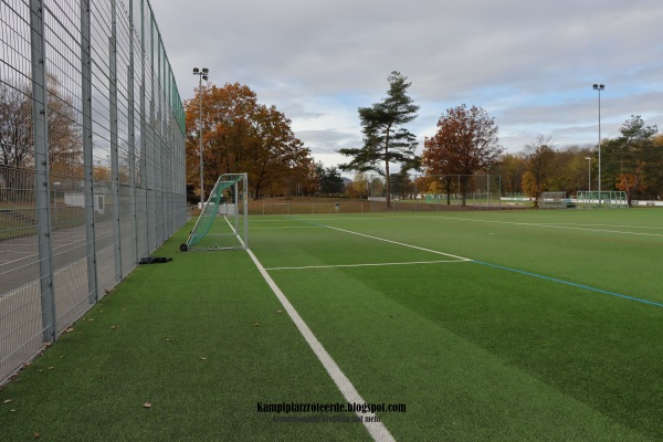 Sportanlage Solitudestraße Platz 2 - Stuttgart-Wolfbusch