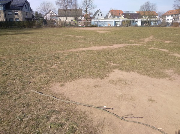 Sportplatz an der Grundschule - Bielefeld-Hillegossen