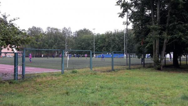 Stadions Rīgas Ostvalda vidusskola - Rīga (Riga)