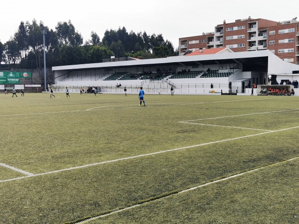 Estádio Dona Zulmira Sá e Silva - Paços de Brandão