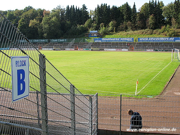 Stadion Zur Sonnenblume - Velbert