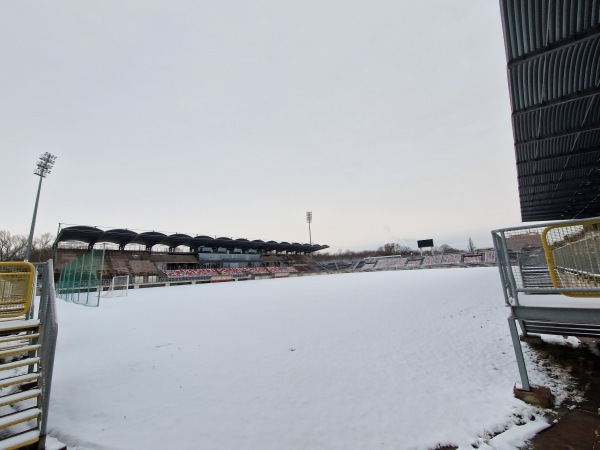 Dunaújváros Stadion - Dunaújváros