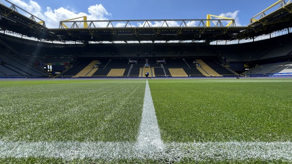 Signal-Iduna-Park - Dortmund-Westfalenhalle