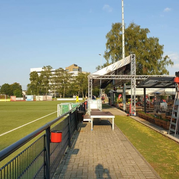 Reinhart von Hymmen-Sportanlage - Erkrath-Unterfeldhaus