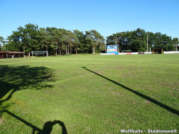 Sportplatz am Schwarzen Pohl - Hechthausen-Bornberg