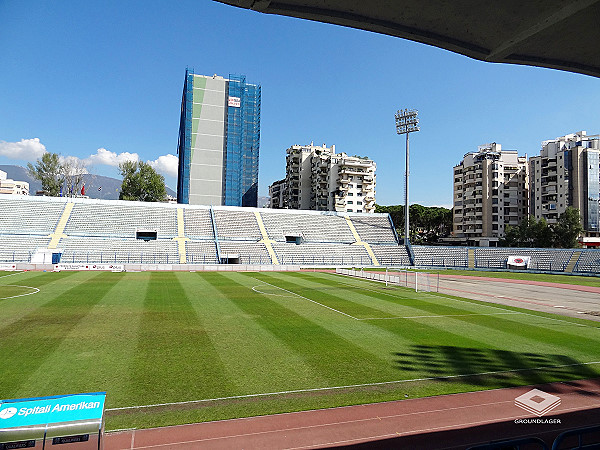 Stadiumi Kombëtar Qemal Stafa - Tiranë (Tirana)