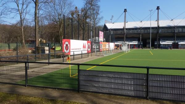 Sportpark Höhenberg Platz 2 - Köln-Höhenberg