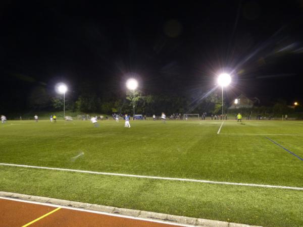 Sportplatz am Himberger See - Bad Honnef-Rottbitze