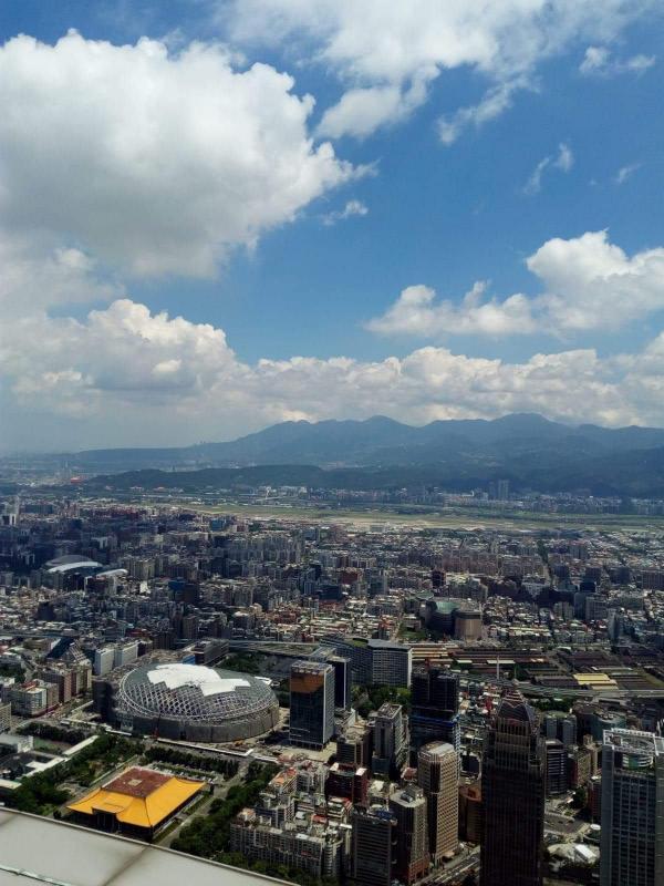 Blick auf die Baustelle vom Taipei 101 aus.