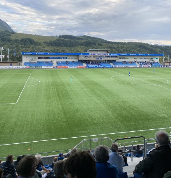 Nye Høddvoll stadion - Ulsteinvik